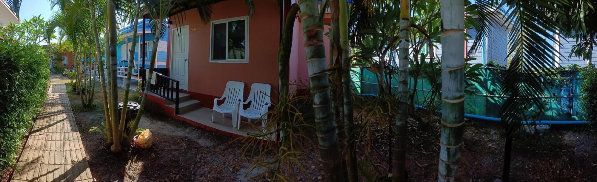 Chill Land House Hotel Bang Tao Beach  Buitenkant foto