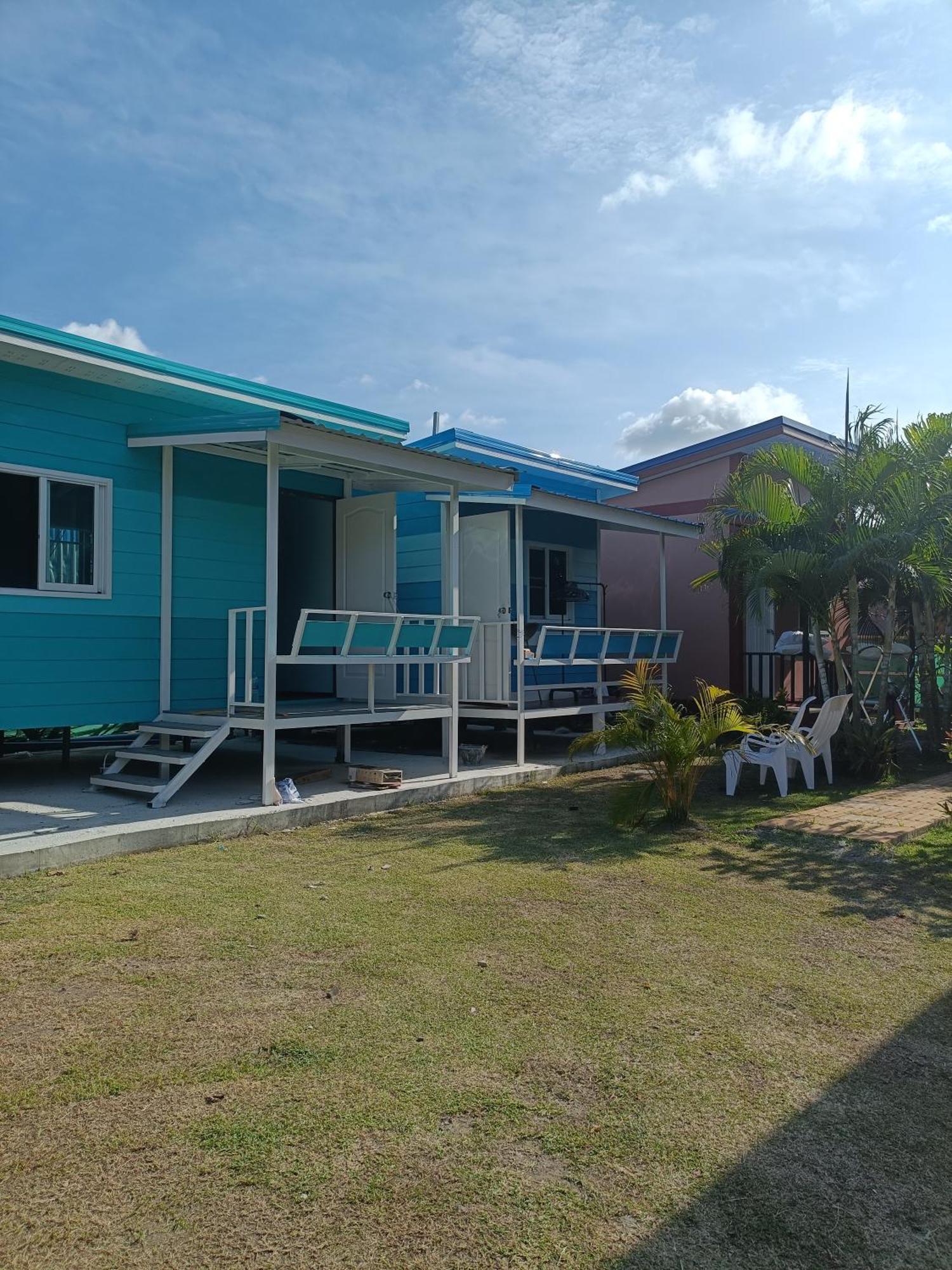 Chill Land House Hotel Bang Tao Beach  Buitenkant foto