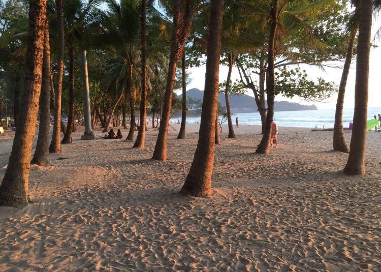 Chill Land House Hotel Bang Tao Beach  Buitenkant foto