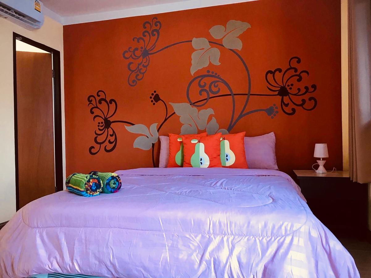 Chill Land House Hotel Bang Tao Beach  Buitenkant foto