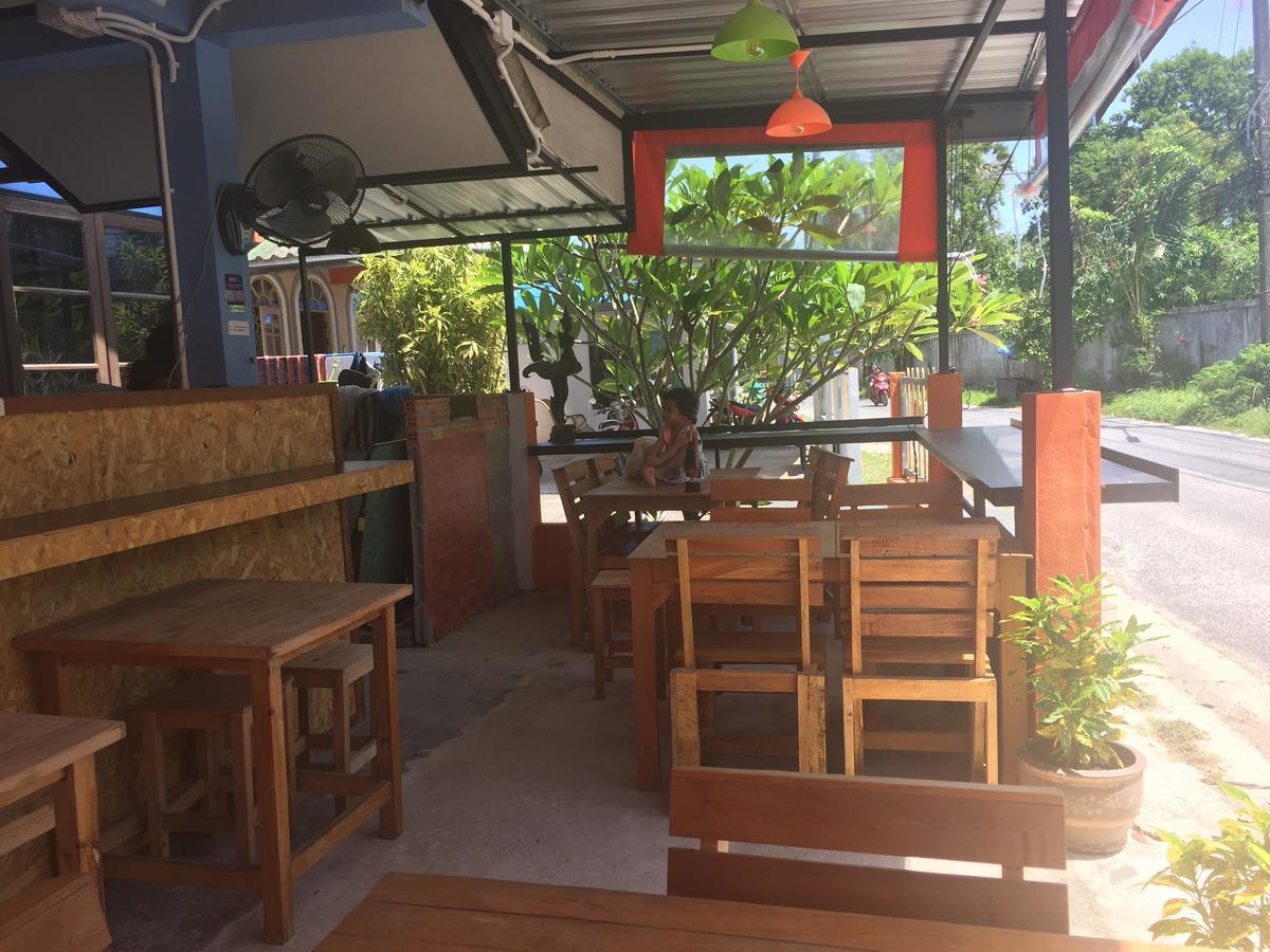 Chill Land House Hotel Bang Tao Beach  Buitenkant foto