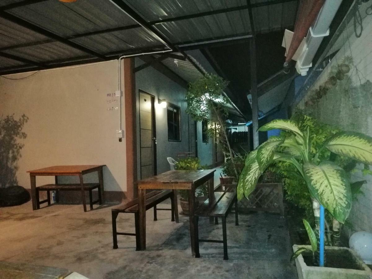 Chill Land House Hotel Bang Tao Beach  Buitenkant foto